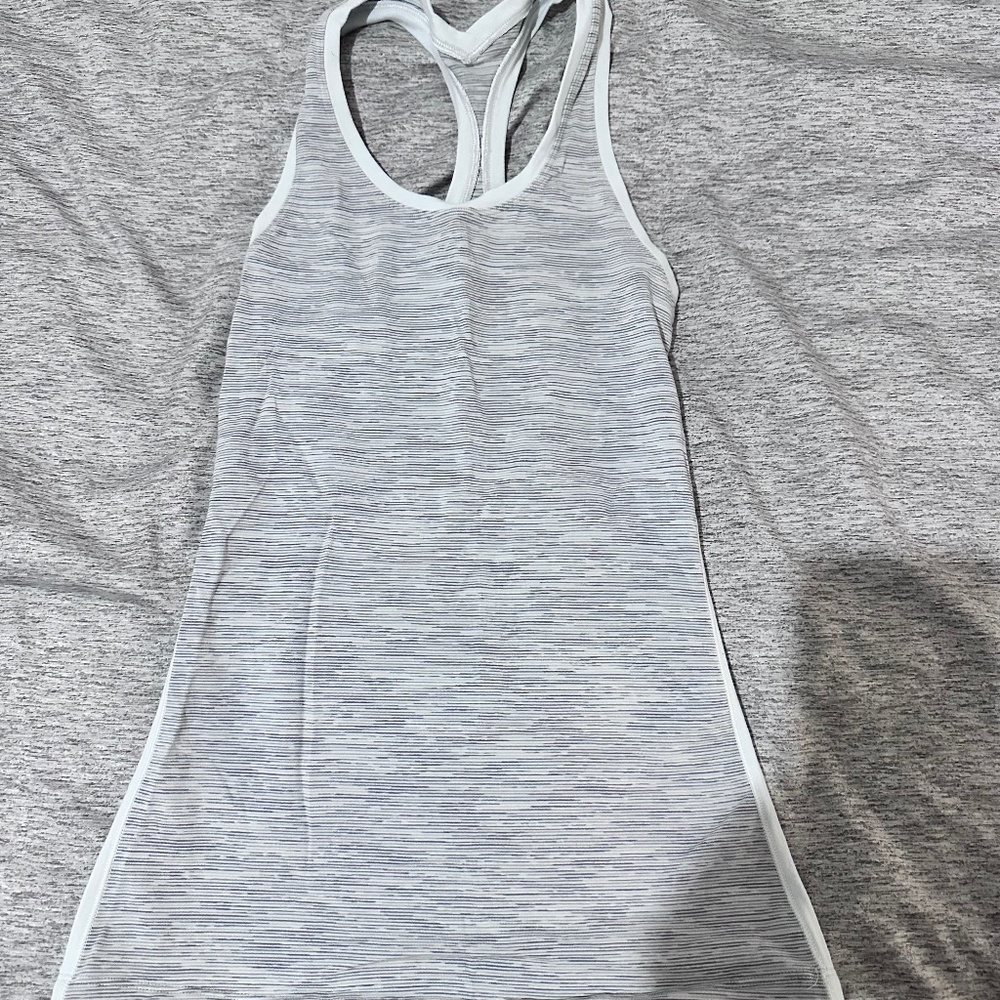 Lululemon tank top